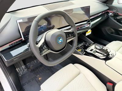 2026 BMW i5 — photo 26 view