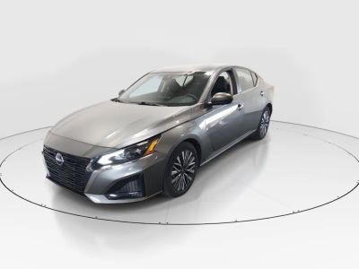 2024 Nissan Altima - Photo 3
