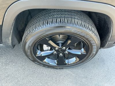 2023 Jeep Grand Cherokee — photo 22 view