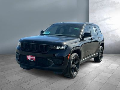 2023 Jeep Grand Cherokee — front three-quarter view