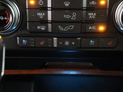 2019 Ford F-150 4WD - Photo 23