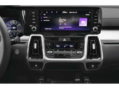 2023 Kia Sorento - Photo 12