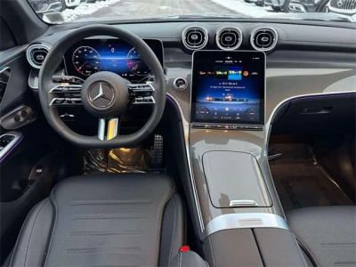 2025 Mercedes-Benz GLC - Photo 5