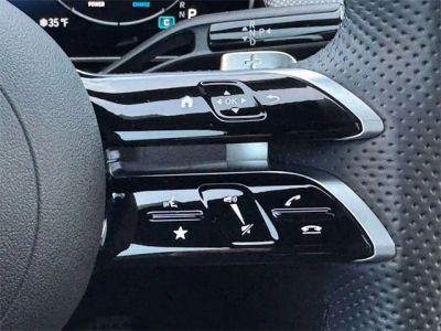 2025 Mercedes-Benz GLC - Photo 25