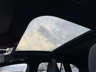 2025 Mercedes-Benz GLC - Photo 30