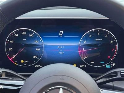 2025 Mercedes-Benz GLC - Photo 3