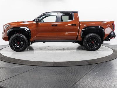 2024 Toyota Tacoma Hybrid - Photo 8
