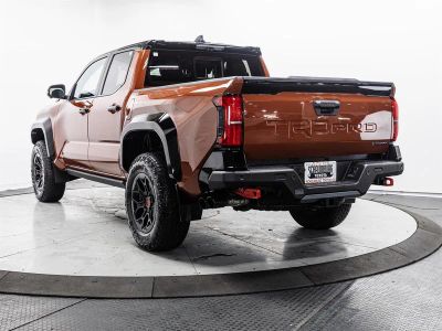 2024 Toyota Tacoma Hybrid - Photo 9