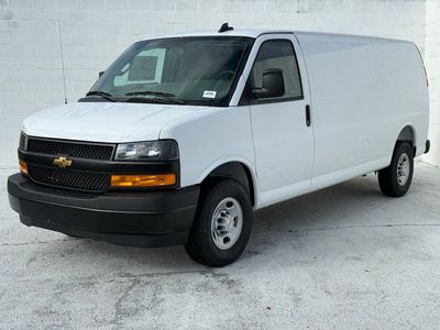 2025 Chevrolet Express Cargo WT - Photo 4