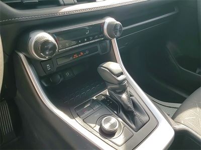 2025 Toyota RAV4 Hybrid - Photo 18