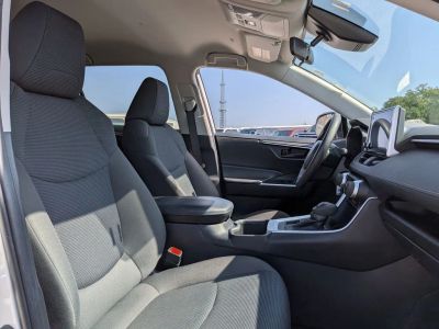 2024 Toyota RAV4 - Photo 24