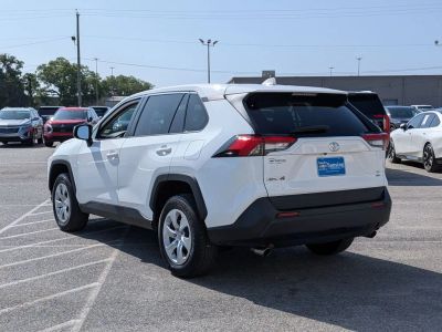 2024 Toyota RAV4 - Photo 3