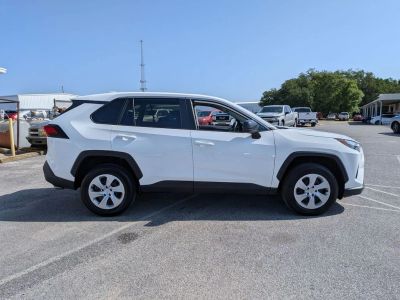 2024 Toyota RAV4 - Photo 6