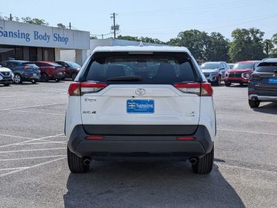 2024 Toyota RAV4 - Photo 4