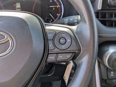 2024 Toyota RAV4 - Photo 17