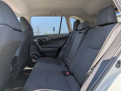 2024 Toyota RAV4 - Photo 27