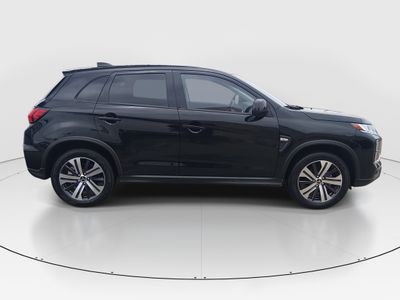 2025 Mitsubishi Outlander Sport — photo 8 view