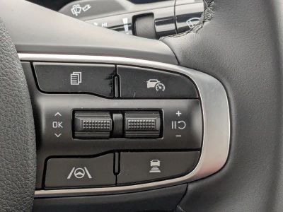 2026 Kia K5 — photo 32 view
