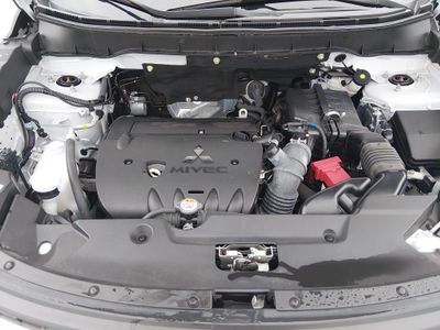 2025 Mitsubishi Outlander Sport - Photo 9