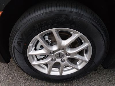 2024 Chrysler Voyager - Photo 10