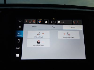 2024 Chrysler Voyager - Photo 18