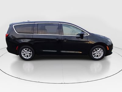 2024 Chrysler Voyager - Photo 8
