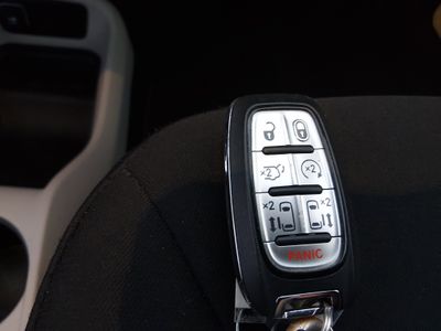 2024 Chrysler Voyager - Photo 15