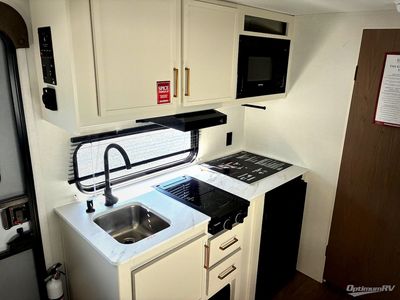 2026 Grand Design Transcend One - Photo 7