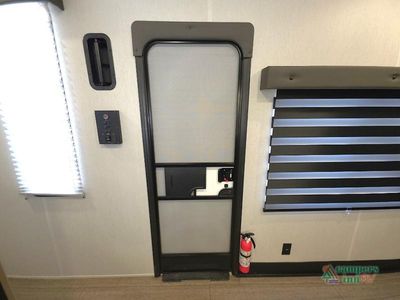 2024 Forest River RV Vengeance Rogue SUT - Photo 15