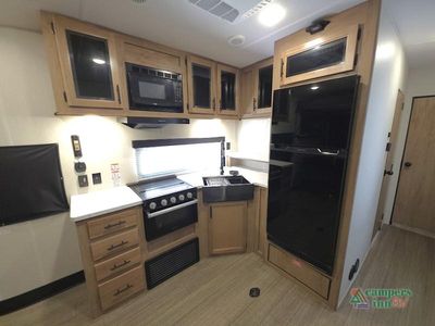 2024 Forest River RV Vengeance Rogue SUT - Photo 18