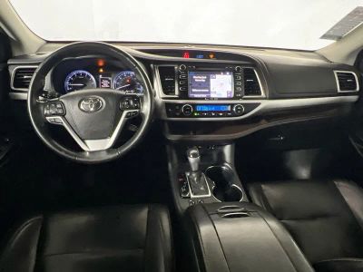 2019 Toyota Highlander — photo 26 view