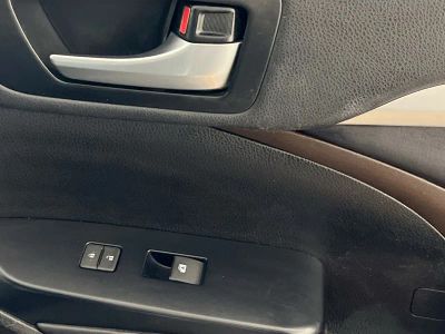 2019 Toyota Highlander — photo 28 view