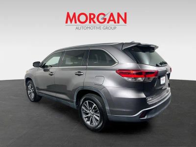 2019 Toyota Highlander — detail view