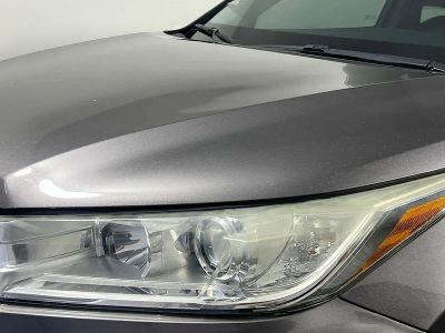 2019 Toyota Highlander — photo 9 view