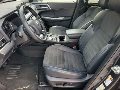 2024 Mitsubishi Outlander - Photo 4
