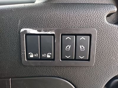 2018 Cadillac Escalade ESV - Photo 60