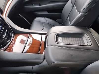 2018 Cadillac Escalade ESV - Photo 37