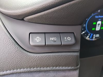 2018 Cadillac Escalade ESV - Photo 26