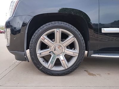 2018 Cadillac Escalade ESV - Photo 14