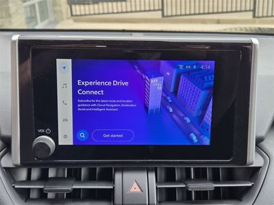 2024 Toyota RAV4 - Photo 11