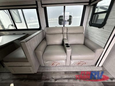 2023 CrossRoads RV Sunset Trail - Photo 19