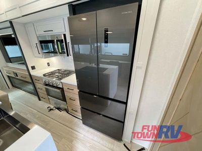 2025 Forest River RV Sandpiper - Photo 15