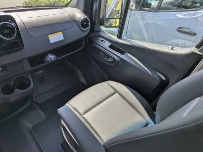 2025 Mercedes-Benz Sprinter 2500 — photo 26 view