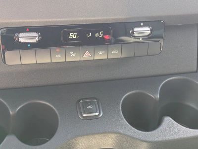 2025 Mercedes-Benz Sprinter 2500 — photo 22 view