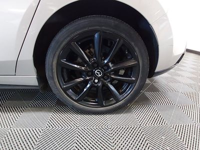 2023 Mazda Mazda3 Hatchback - Photo 10