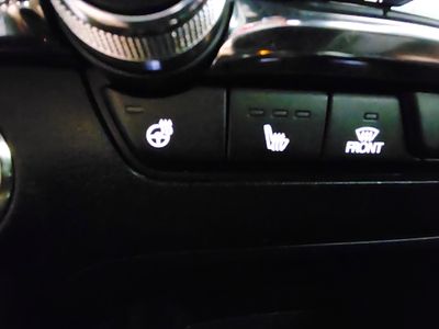 2023 Mazda Mazda3 Hatchback - Photo 17