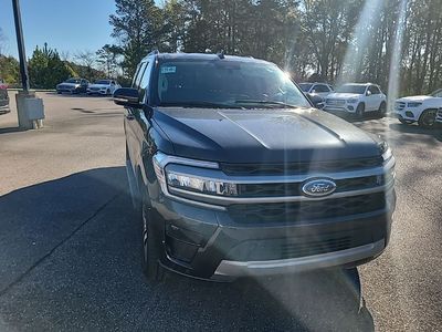 2024 Ford Expedition - Photo 2