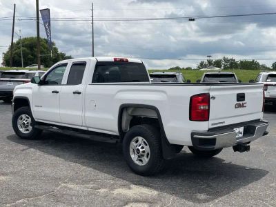 2015 GMC Sierra 2500HD - Photo 5