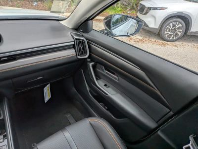 2026 Mazda CX-50 Hybrid — photo 17 view
