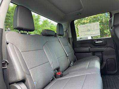 2025 Chevrolet Silverado 2500 HD — photo 21 view